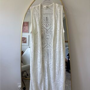 Chelsea & Theodore White Crochet Sleeveless Dress